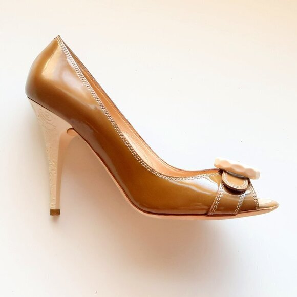 Escada Patent Leather Peep Toe Heels Pumps Designer Formal Dress Shoes Size 8.5 - Picture 11 of 16